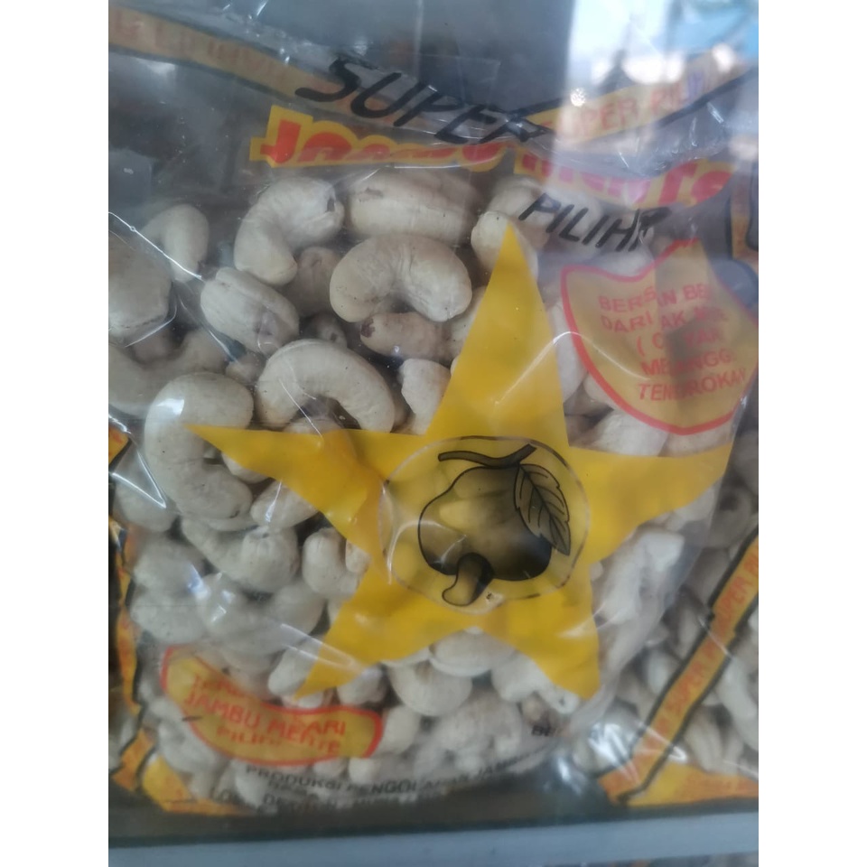 

Kacang Mete Kendari
