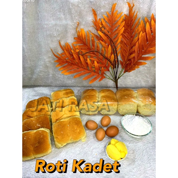 

Roti Tawar Kadet isi 8pcs / Roti Tawar Bandung / Roti Bakar / Roti Kukus