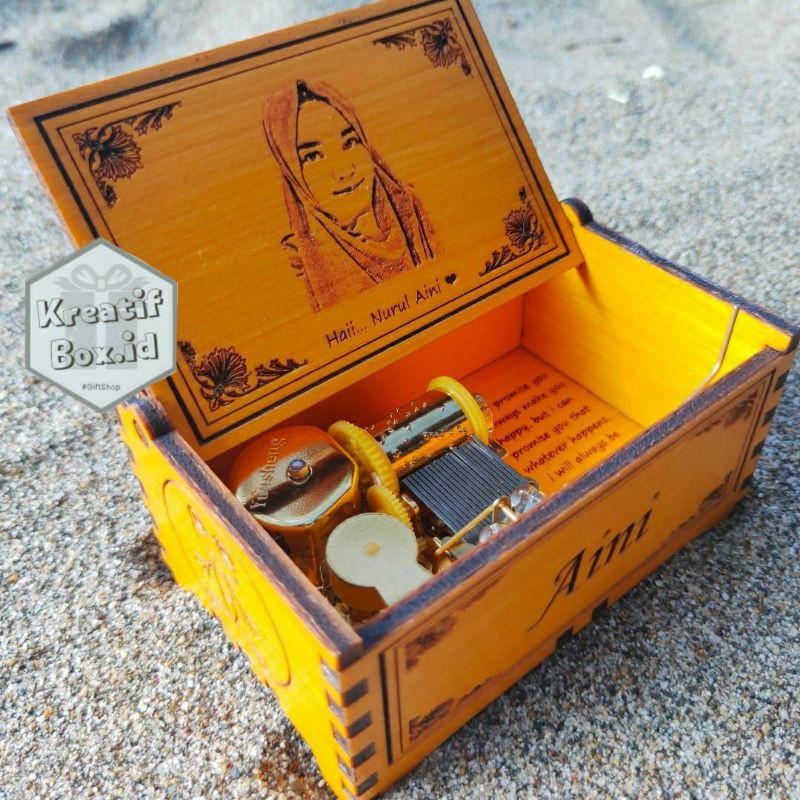Kotak Musik Kayu Besar Otomatis | Ukir Tulisan dan Foto | Kado Unik dan Romantis