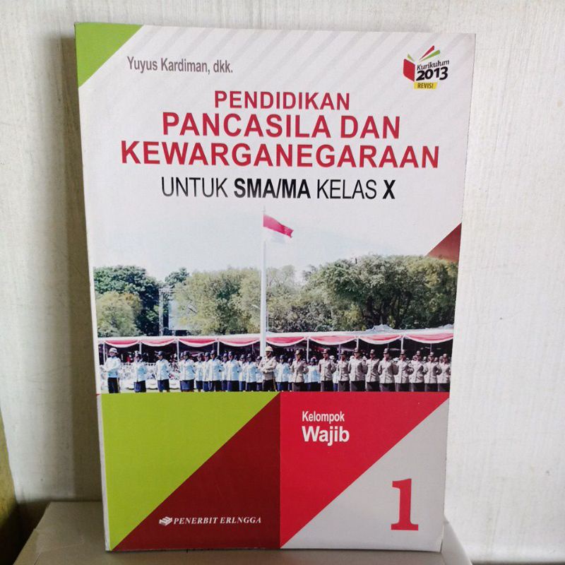 buku PPKn kelas 10 SMA Erlangga