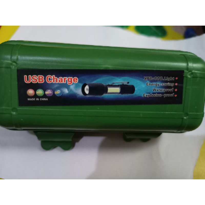 Senter LED mini/kecil  Zoom super terang rechargeable