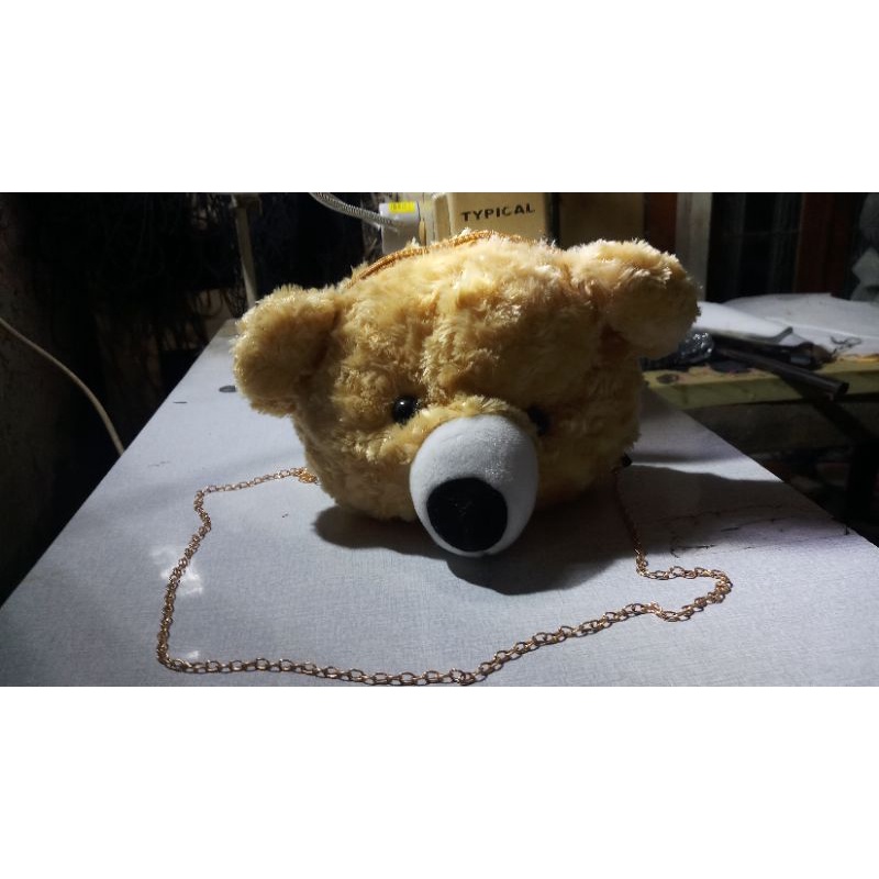 tas selempang tedybear peluk,tas peluk,tas hp,tas hp boneka,tas selempang viral,tas tedybear merangkul,tas selempang beruang