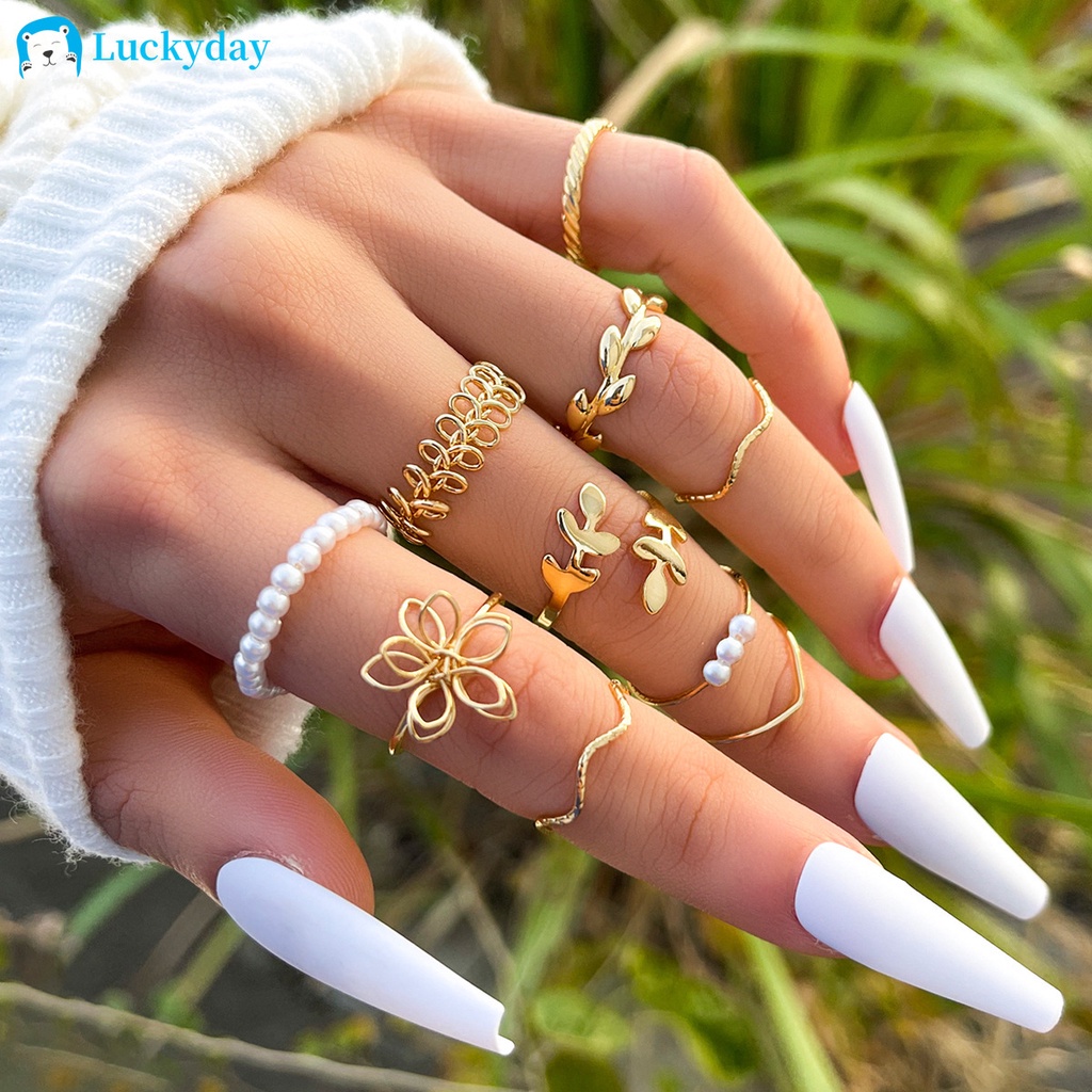 YEEZII 10pcs / Set Cincin Emas Model Terbuka Dapat Disesuaikan Bentuk Bunga Irregular Aksen Mutiara Gaya Retro Untuk Wanita