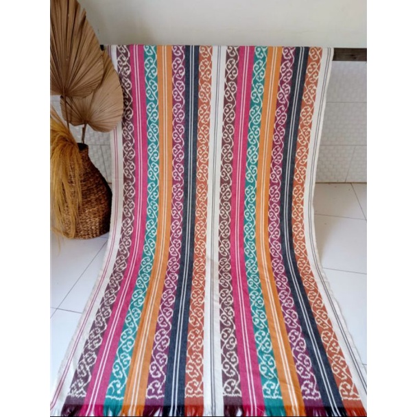 Kain tenun Blanket pelangi terbaru
