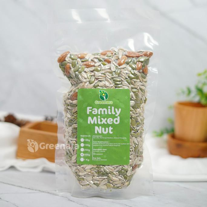 

Promo Awal tahun Family Mixed Nuts 500gr / almond / sunflower seed / pumpkin seed Cuci Gudang Awal