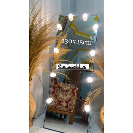 CERMIN STANDING KOTAK/STANDING MIRROR (SEPAKET LAMPU)