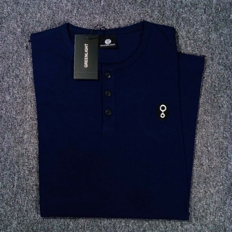 KAOS KANCING PRIA TERBARU/KAOS GREENLIGHT TERLARIS KAOS PREMIUM DISTRO/KAOS MURAH