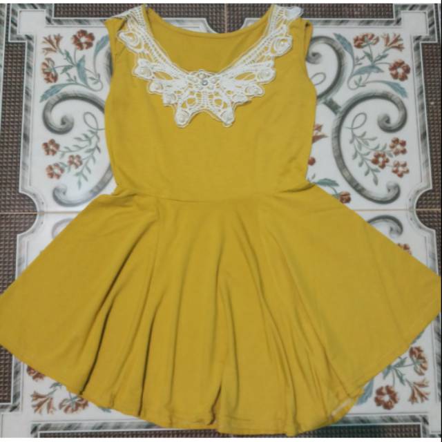 Dress peplum (Preloved)