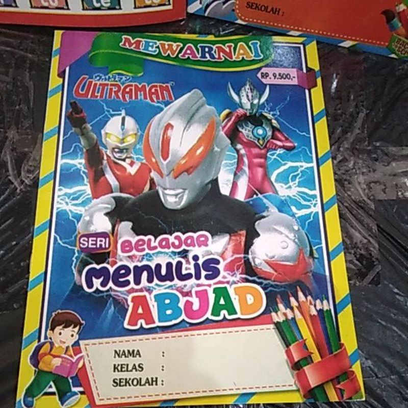 

BUKU MEWARNAI DAN BELAJAR MENULIS ABJAD/BUKU MEWARNAI ULTRAMAN