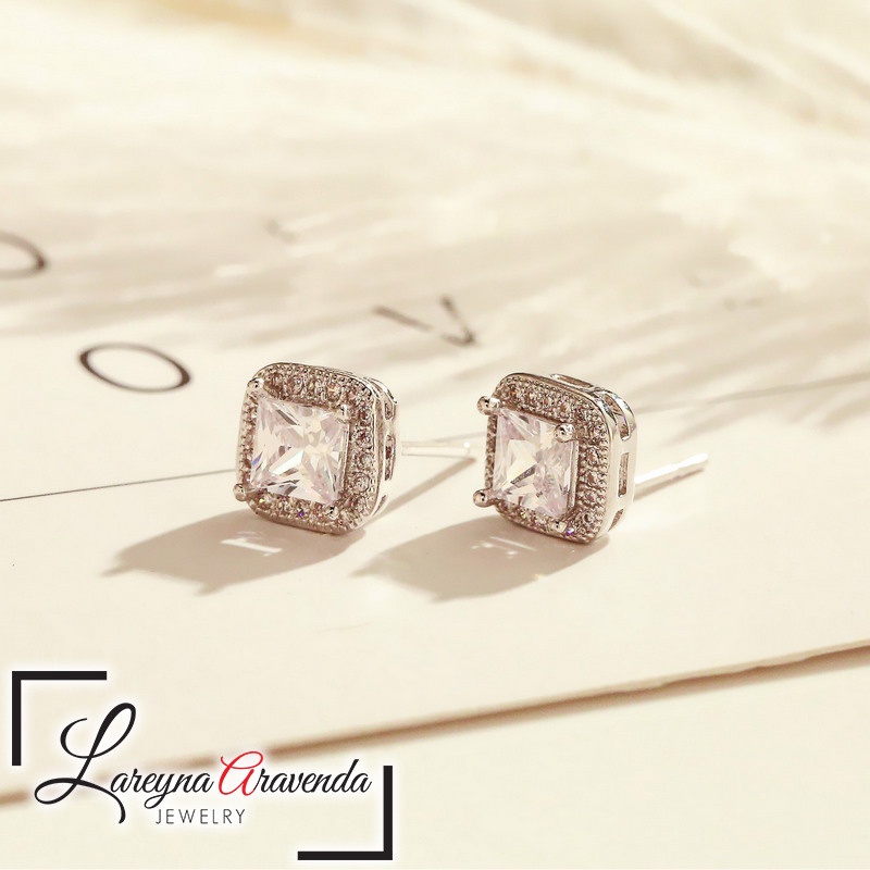 Anting Korea Wanita Perak S925 Model Square Cut Kristal Crystal Mewah AT035