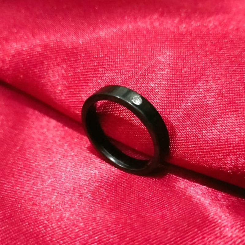 Cincin Titanium Couple Hitam Gold Silver Anti Karat Mata Mutiara