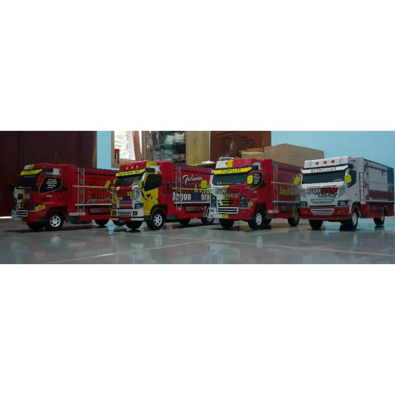 miniatur truck lampu + oleng (besar)