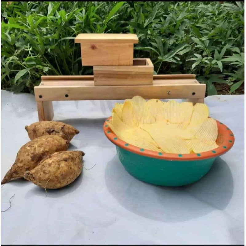 pengiris serbaguna/ pengiris keripik