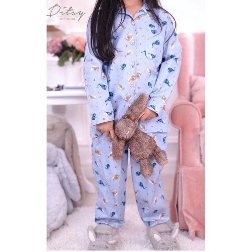 DITSY FEBRUARI MARET 2022