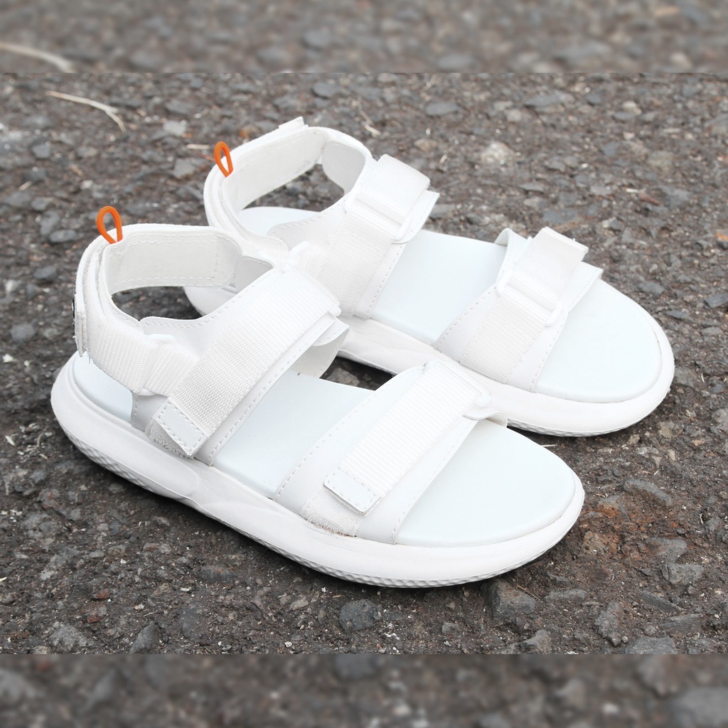 Fynel White | Rei.Store.id x FLAZHBACK | Sandal Gunung Wanita Sendal Casual Outdoor ORIGINAL