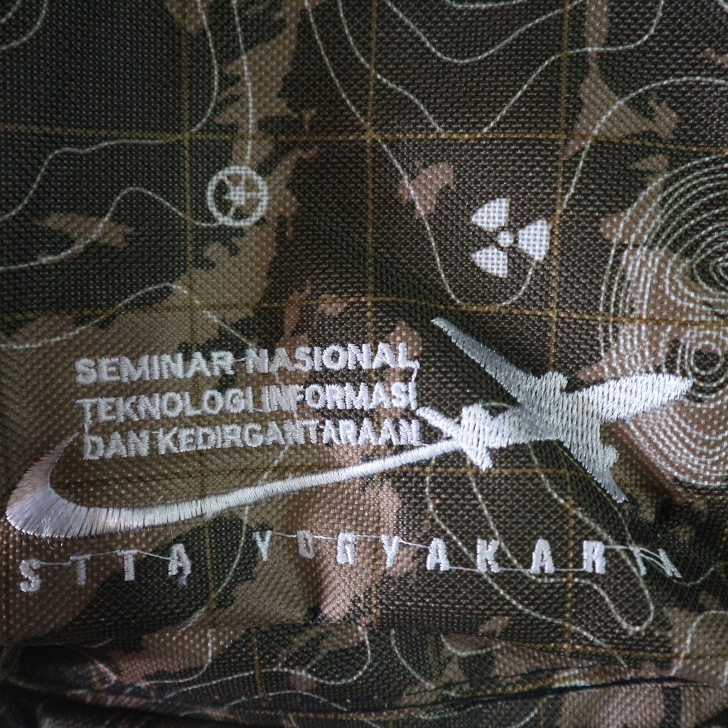 Jual Tas Ransel Selempang Grosir Sablon / Bordir Tas Souvenir Hadiah Peminatan Pelatihan Seminar