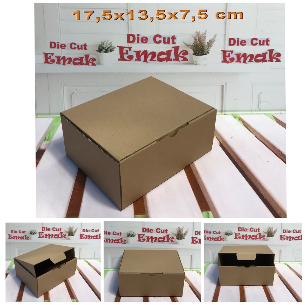 

kardus uk.17,5x13,5x7,5 cm kotak box karton Die Cut