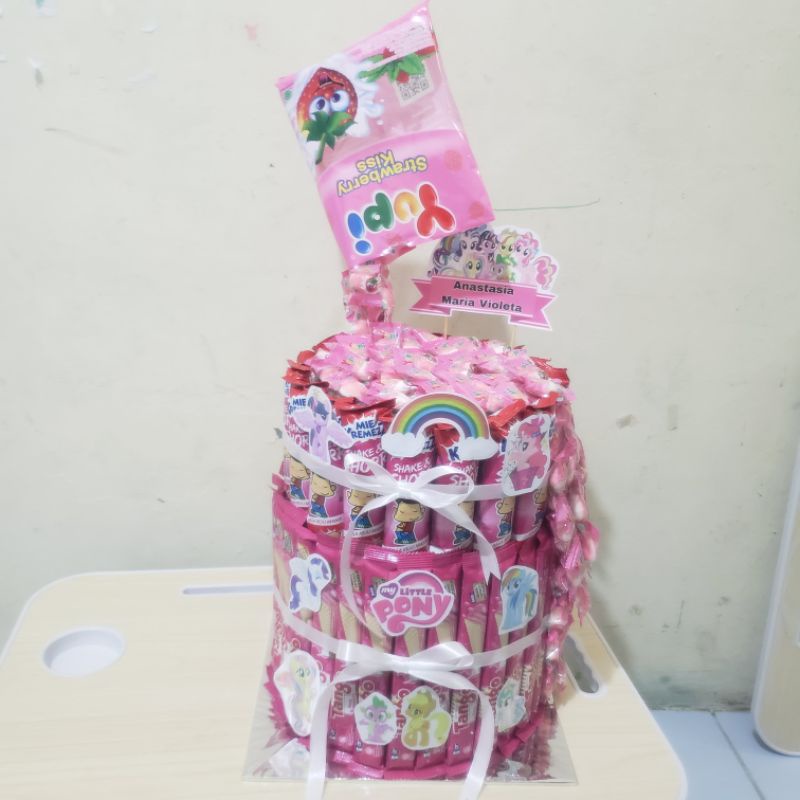

Kue Ultah Snack/Cake Tower Snack Tumpah 2 Susun