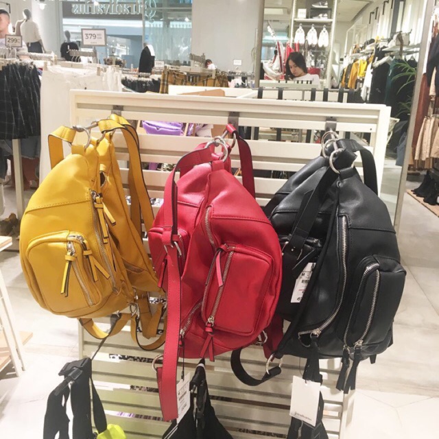 Bum Bag Stradivarius SALE / Belt Bag Stradivarius