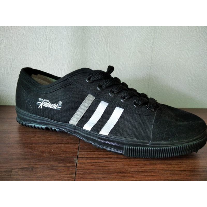 KODACHI ALL BLACK