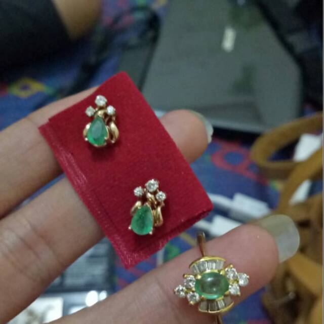 Set berlian eropa mess