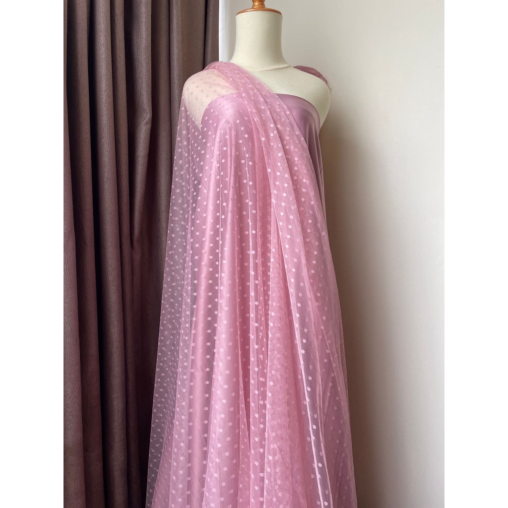 Bahan Kain Tile Tille Tule Tulle Dot Dotty Warna Dusty Pink Merah Muda