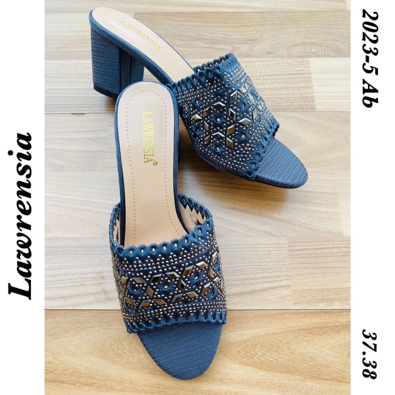 Lawrensia Heel Cantik 2023ab