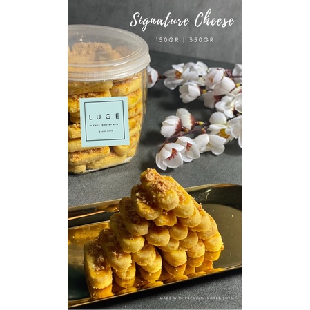 

LUGE Kue Kering Lebaran / Idul Fitri — Signature Cheese / Keju Parmesan