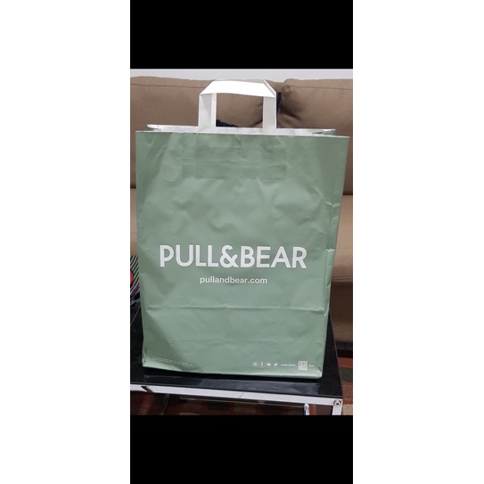 

Paperbag Pull & Bear Large