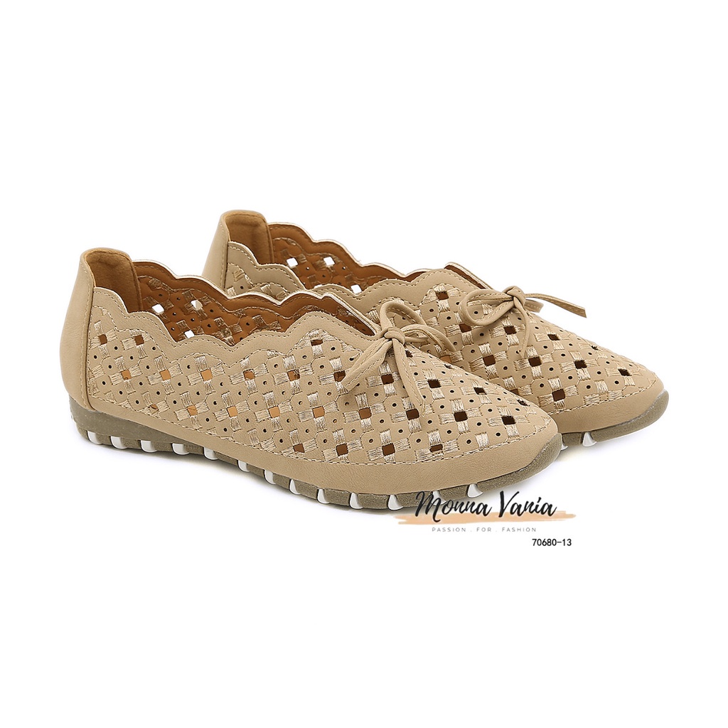 Monna Vania Slip-on Flat Shoes  #70680-13