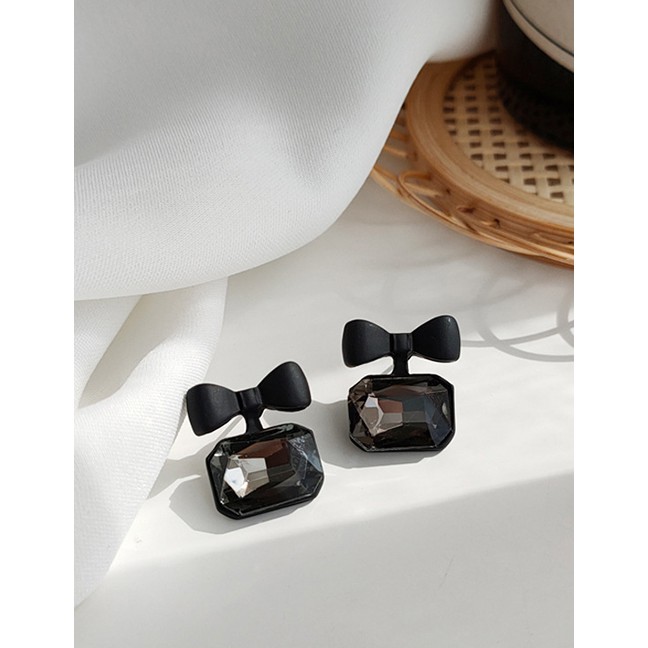 LRC Anting Tusuk Fashion Black Bow Crystal P82302