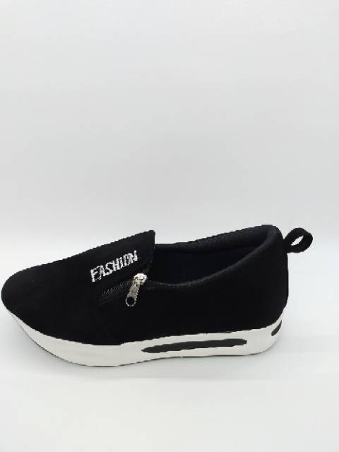 Flatform Slipon Hpd415 Hitam