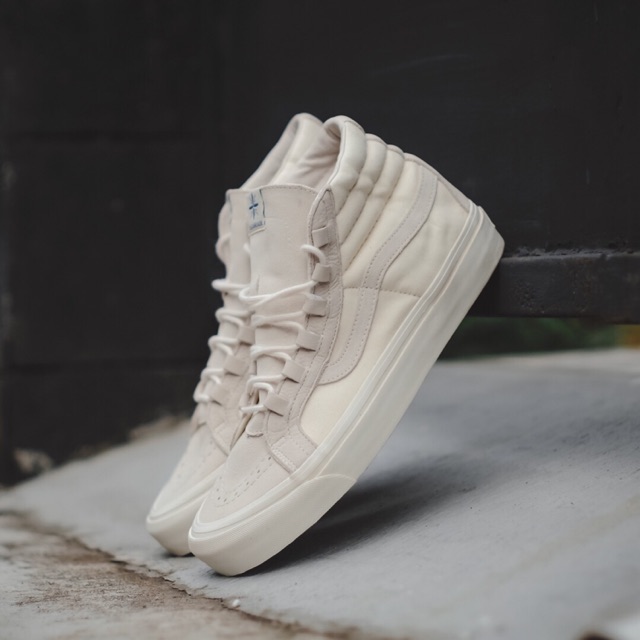 Sneakers Vans Vault TakaHayashi Sk8-Hi 75 LX Marshmallow Original 100% Termurah