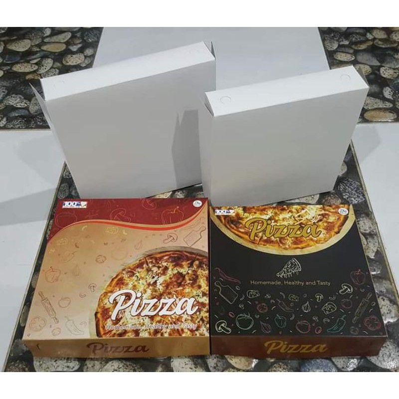 200 dus pizza 20 cm (hitam) atau 22 cm (maroon) // dus pizza 20 cm // dus pizza 22 cm // dus pizza h