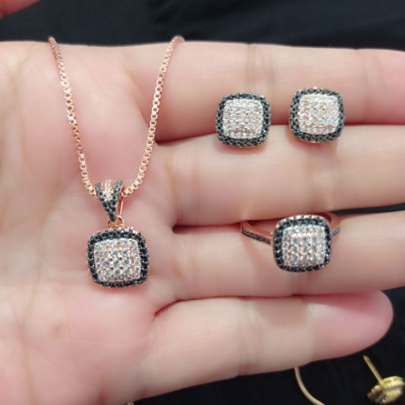 Set Perhiasan Replika Berlian Set Replika Berlian Lapis Emas Set Perhiasan Replika Berlian Eropa Tah