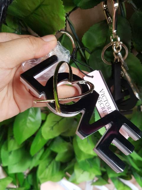VICTORIA SECRET BAG/KEY CHAIN