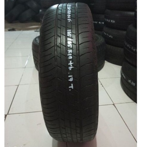 ban mobil ukuran 165/65 R14 tubles radial, kondisi baik tahun muda