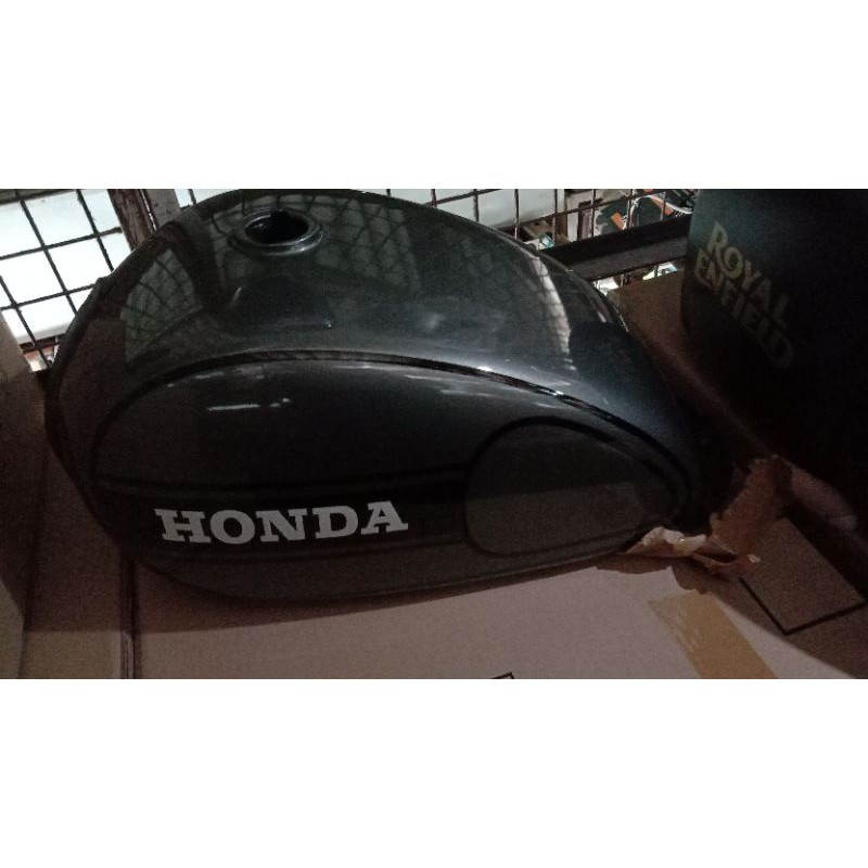 tangki custom tulis HONDA buat motor Verza dan Cb 150r injeksi