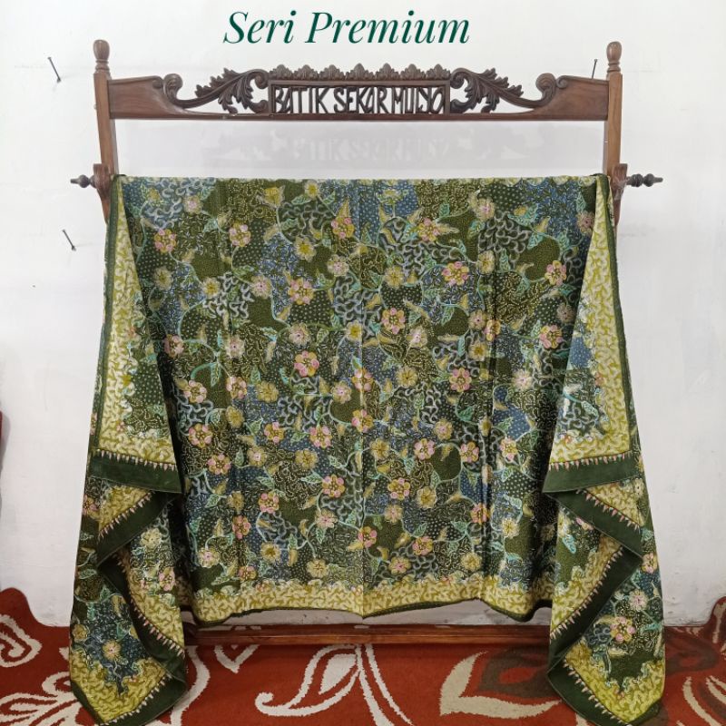 BATIK TULIS LASEM MOTIF TIGA NEGERI KONTEMPORER DAWETAN SEGER
