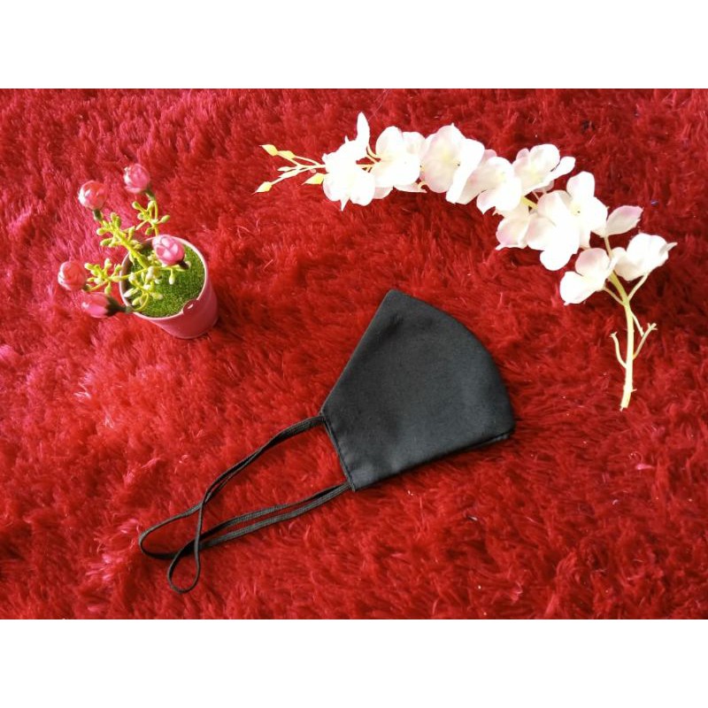 MASKER KAIN HIJAB 3 LAPIS WARNA HITAM MODEL DUCKBILL BISA DICUCI HARGA GROSIR