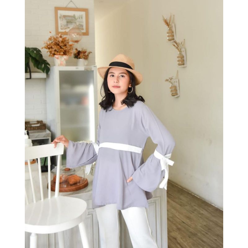 Okami Blouse