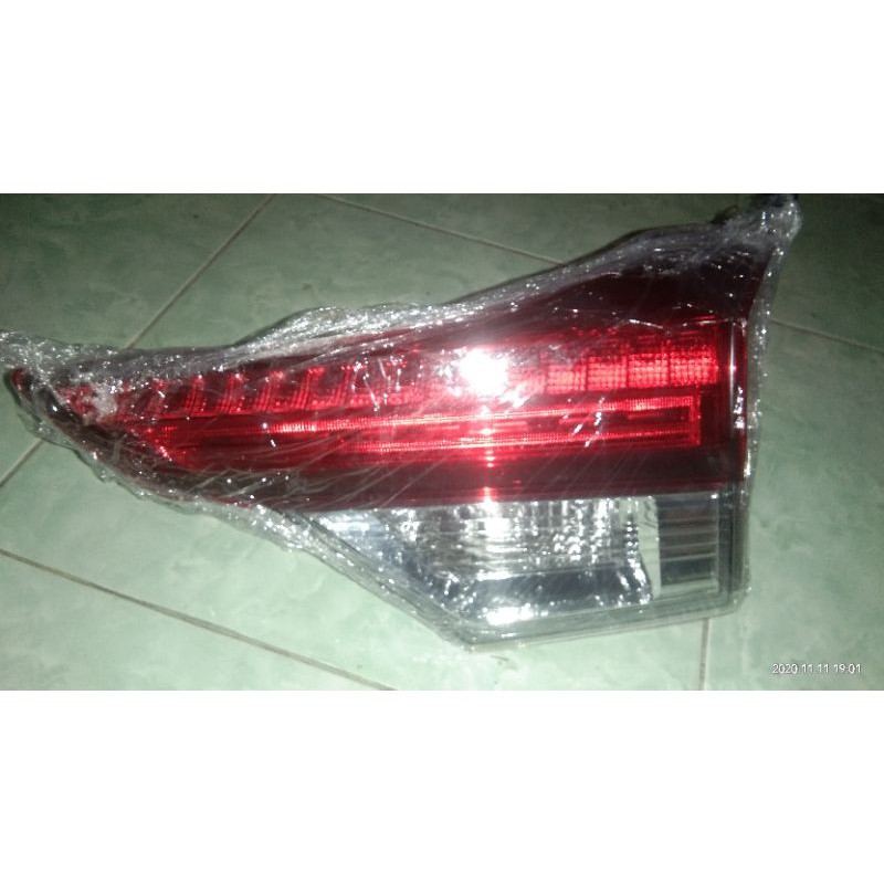 lampu bagasi rush terios 2018
