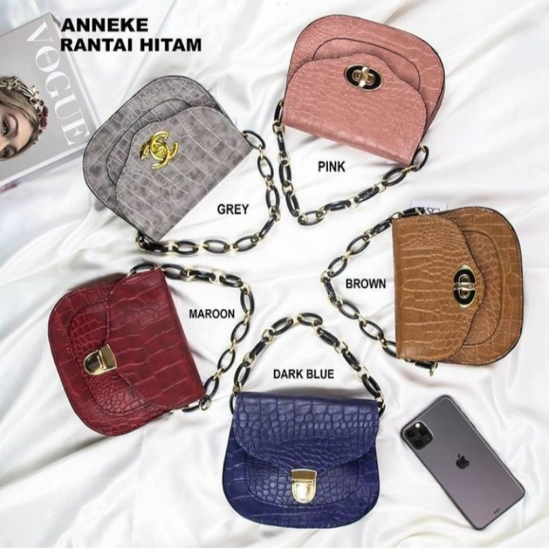 Tas Selempang Wanita Terlaris Rantai Hitam