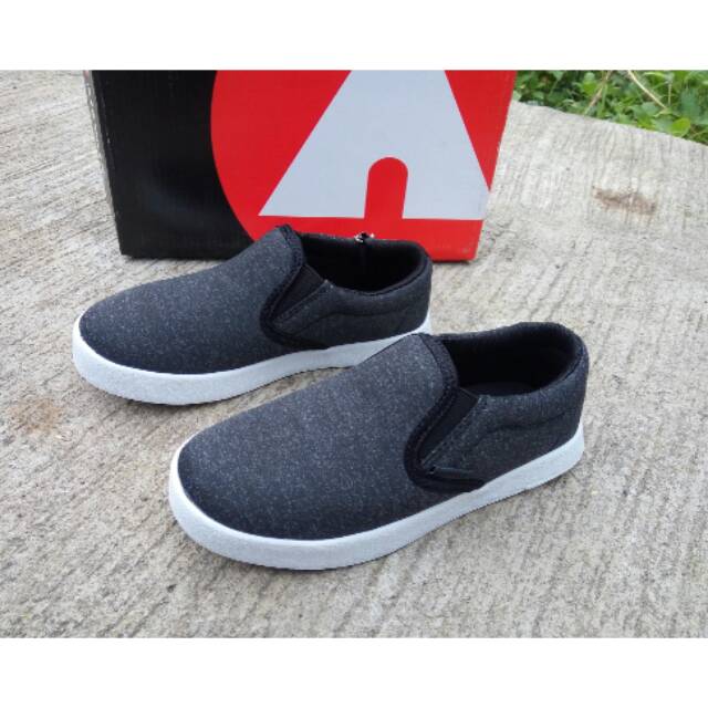 SEPATU SLIP ON ANAK BRAND AIR WALK ORIGINAL SERI JAINA JR.SEPATU SLIP ON ANAK BRAND MATAHARI MALL