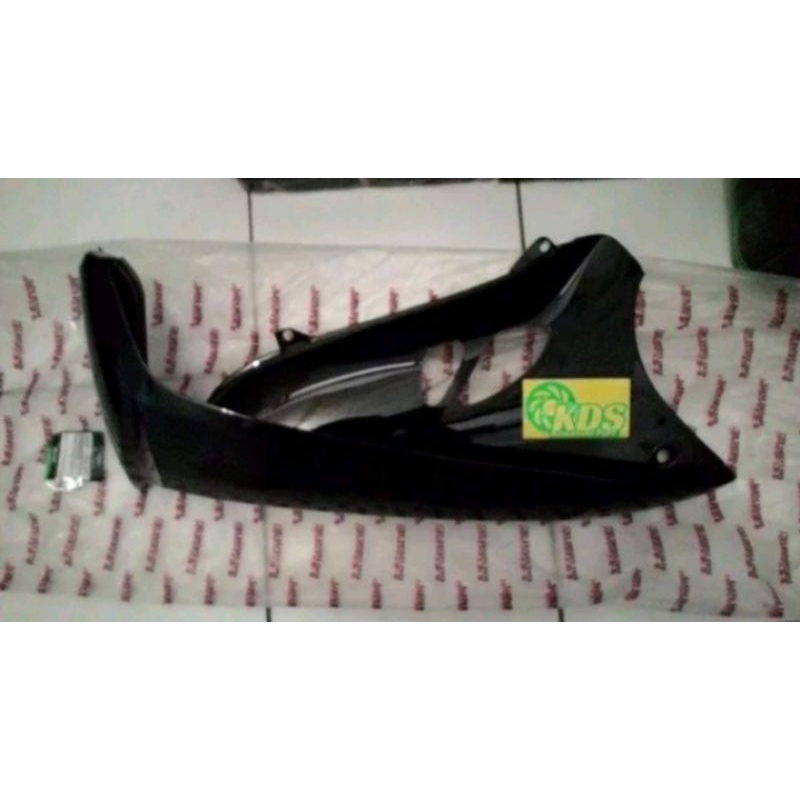 sayap luar kanan & kiri motor Kawasaki Blitz r joy