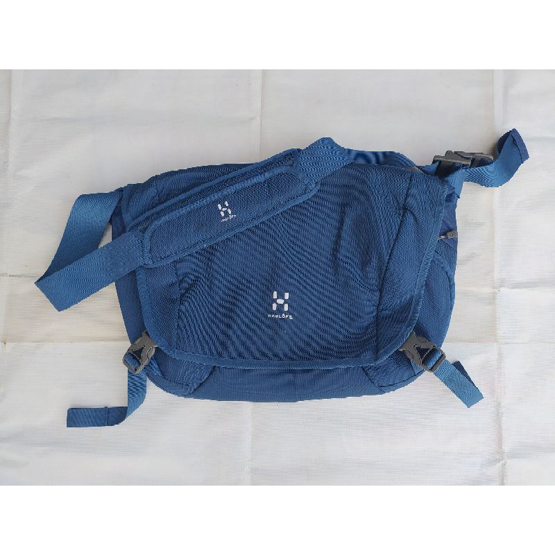 TAS HAGLOFS NODE MESSENGER 15