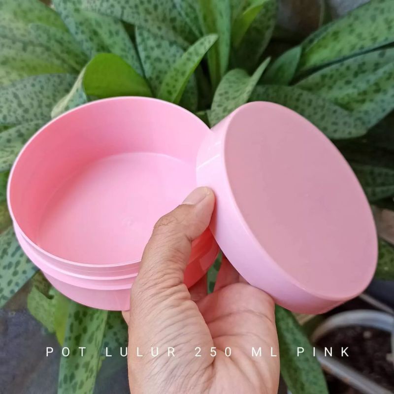 Toples Lulur Pot Lulur 250ml Pink