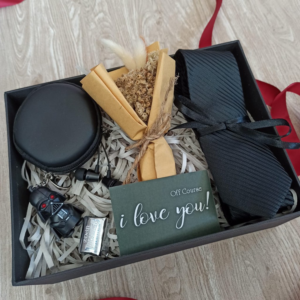 

Bliss Box Flower 4 Men ( Hampers / Gift Box / Kado UlTah / Kado Wisuda / Kado Anniversary )
