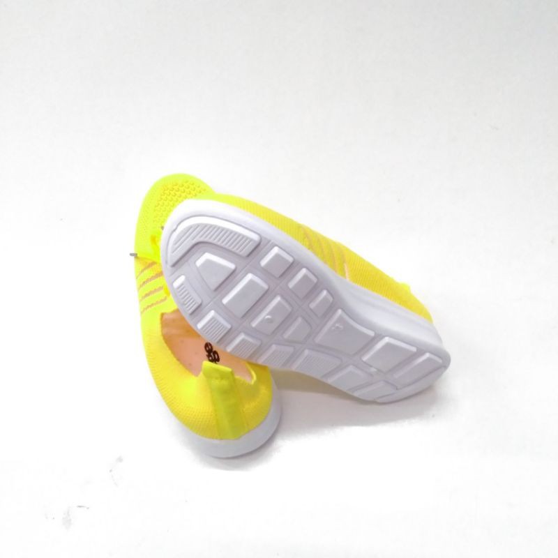 Sepatu slip on anak k COLLEGE art 381 YELLOW