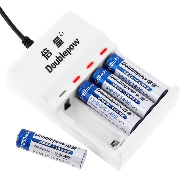 DOUBLEPOW Charger Baterai 4 slot AA/AAA with 4 PCS AA Battery Rechargeable NiMH 1200mAh - DP-U82 - White